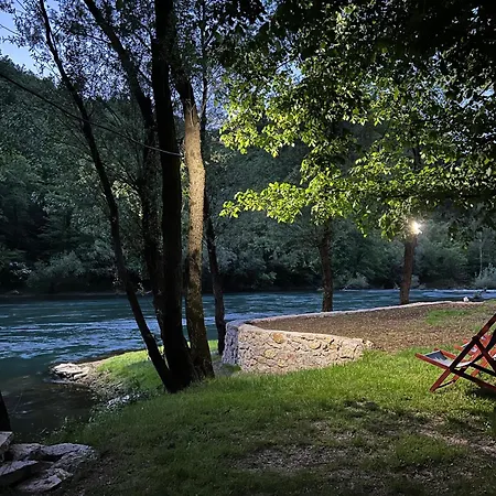 Nyaraló Anurapartment Bihać