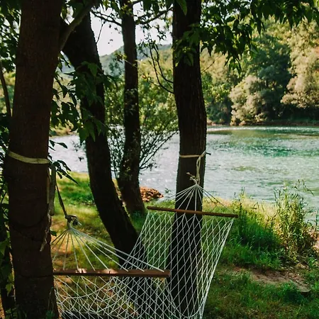 Anurapartment Nyaraló